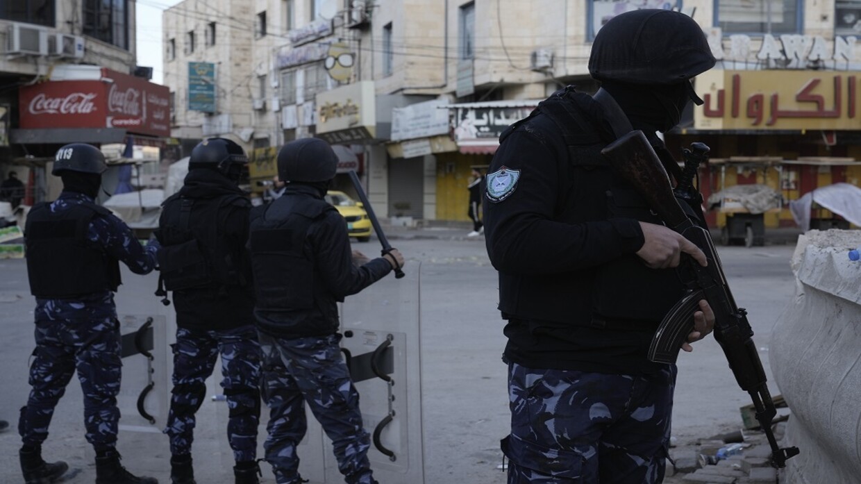 قوات الأمن الفلسطيني / AP